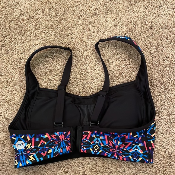 TYR Women’s Lily Bikini Swim Top Carnivale Multi-Colored Print Size 8 - Picture 5 of 10